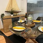 Nurimar Centro Del Pueblo Con Aire Acondicionado شقة